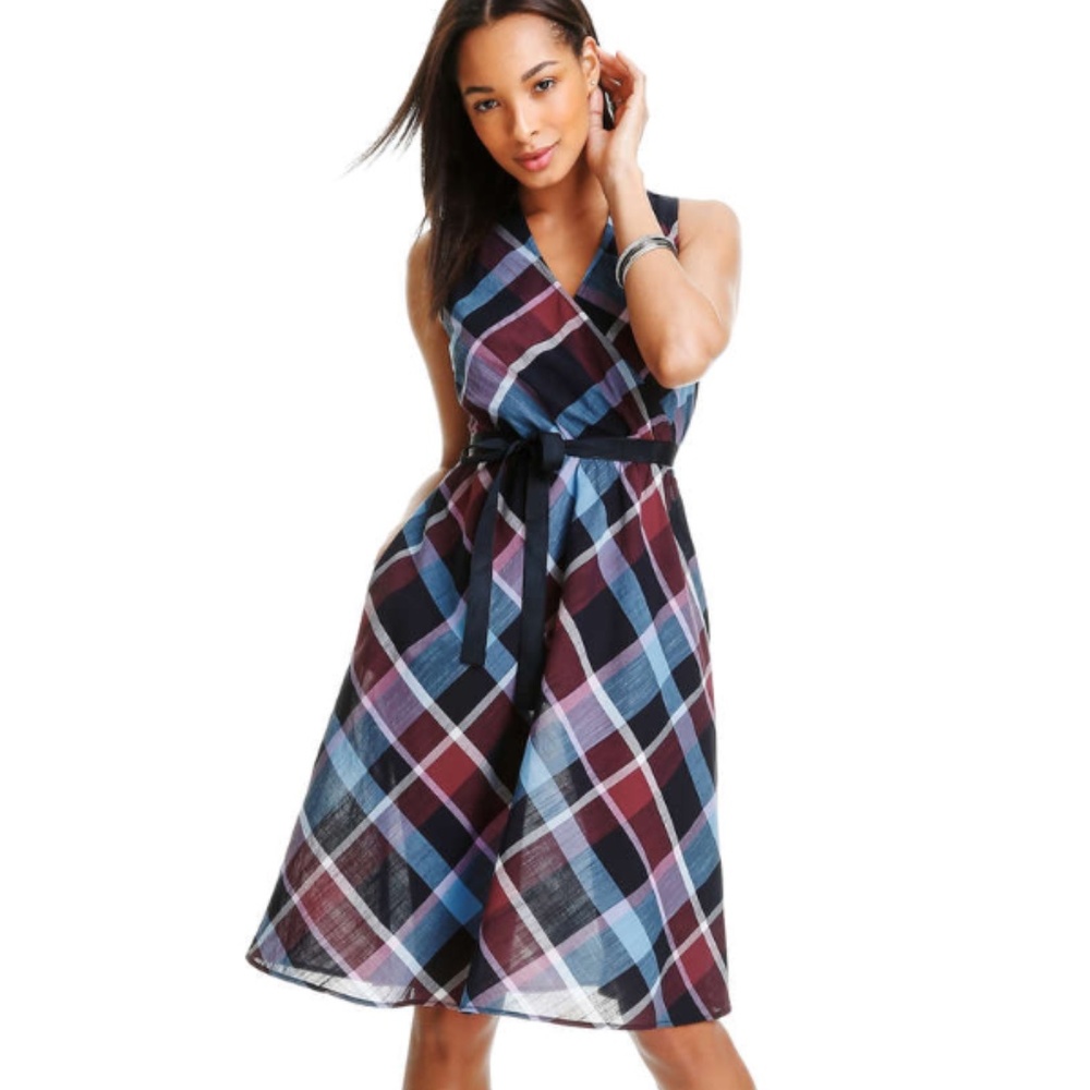 Joe Fresh NWT Plaid Dress with belt - Blue Black Burgundy - Size M